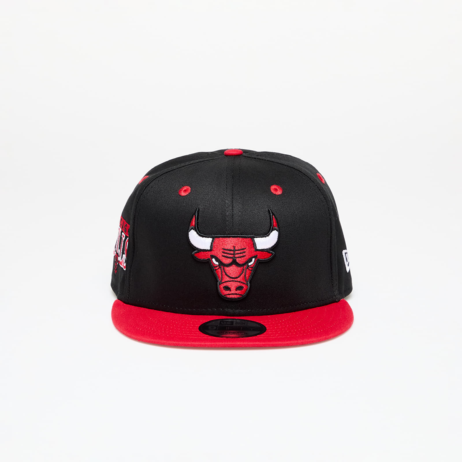 Šiltovka New Era Chicago Bulls Team Colour Black 9FIFTY Snapback Cap Black/ Front Door Red S-M