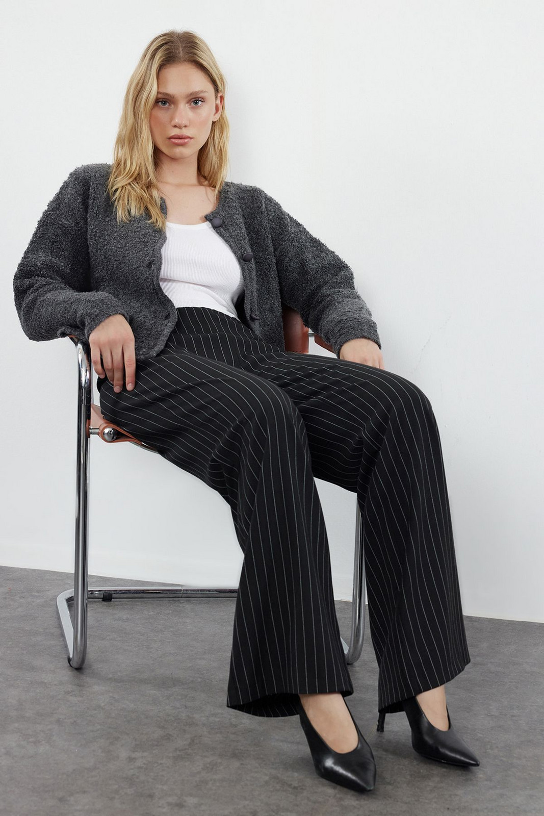 Trendyol Anthracite Boucle Pocket Knitwear Cardigan