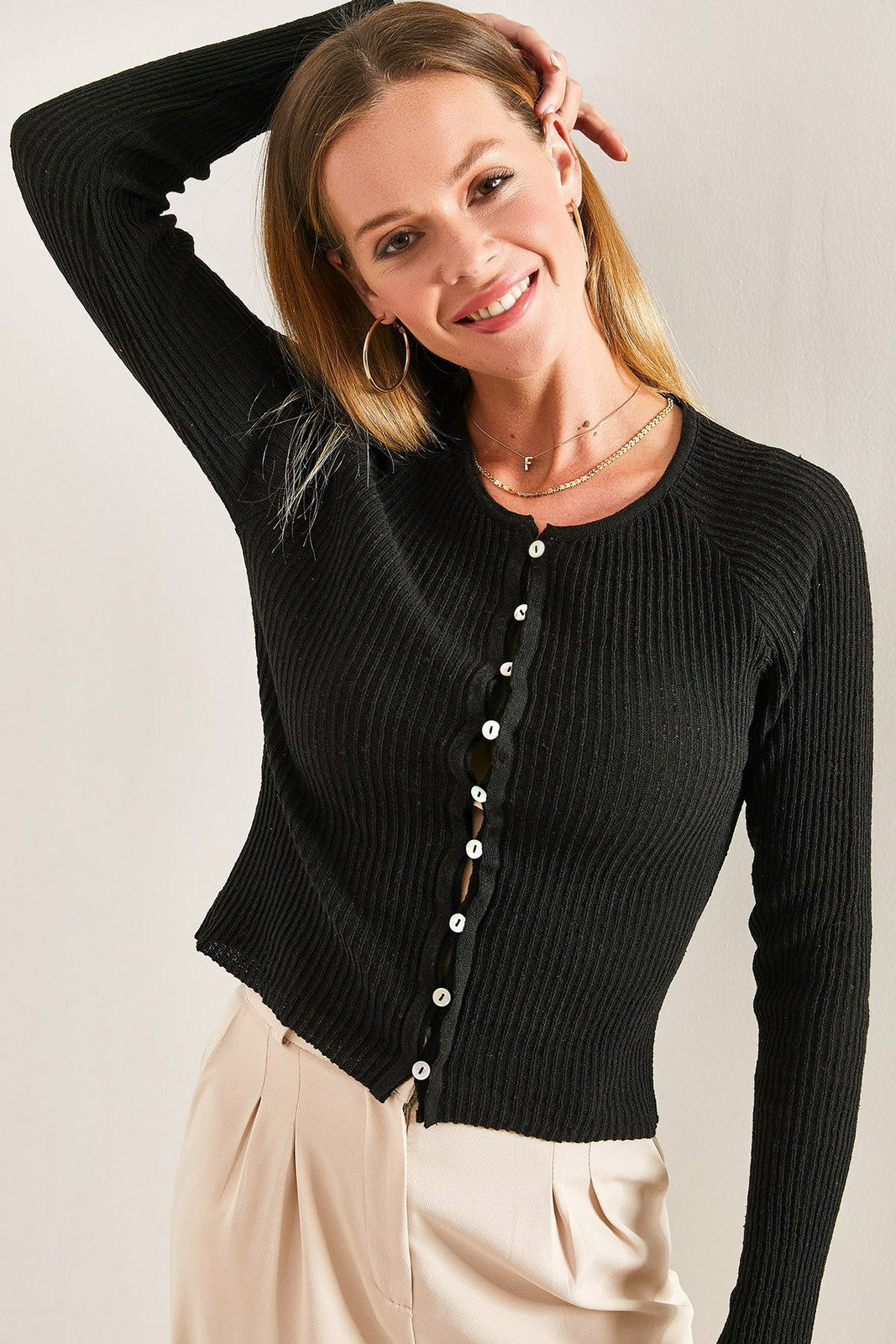 Bianco Lucci Women's Buttoned Knitwear Seasonal Cardigan