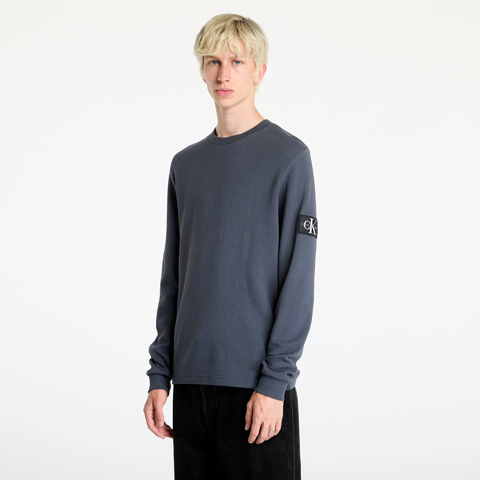 Tričko Calvin Klein Jeans Badge Waffle Longsleeve Tee Ebony S