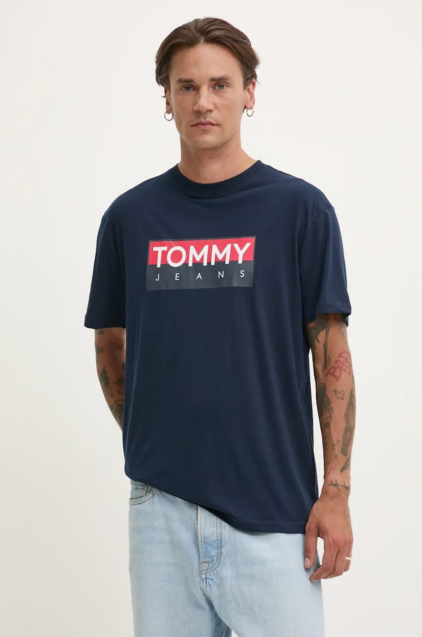 Bavlnené tričko Tommy Jeans pánske, tmavomodrá farba, s potlačou, DM0DM19684