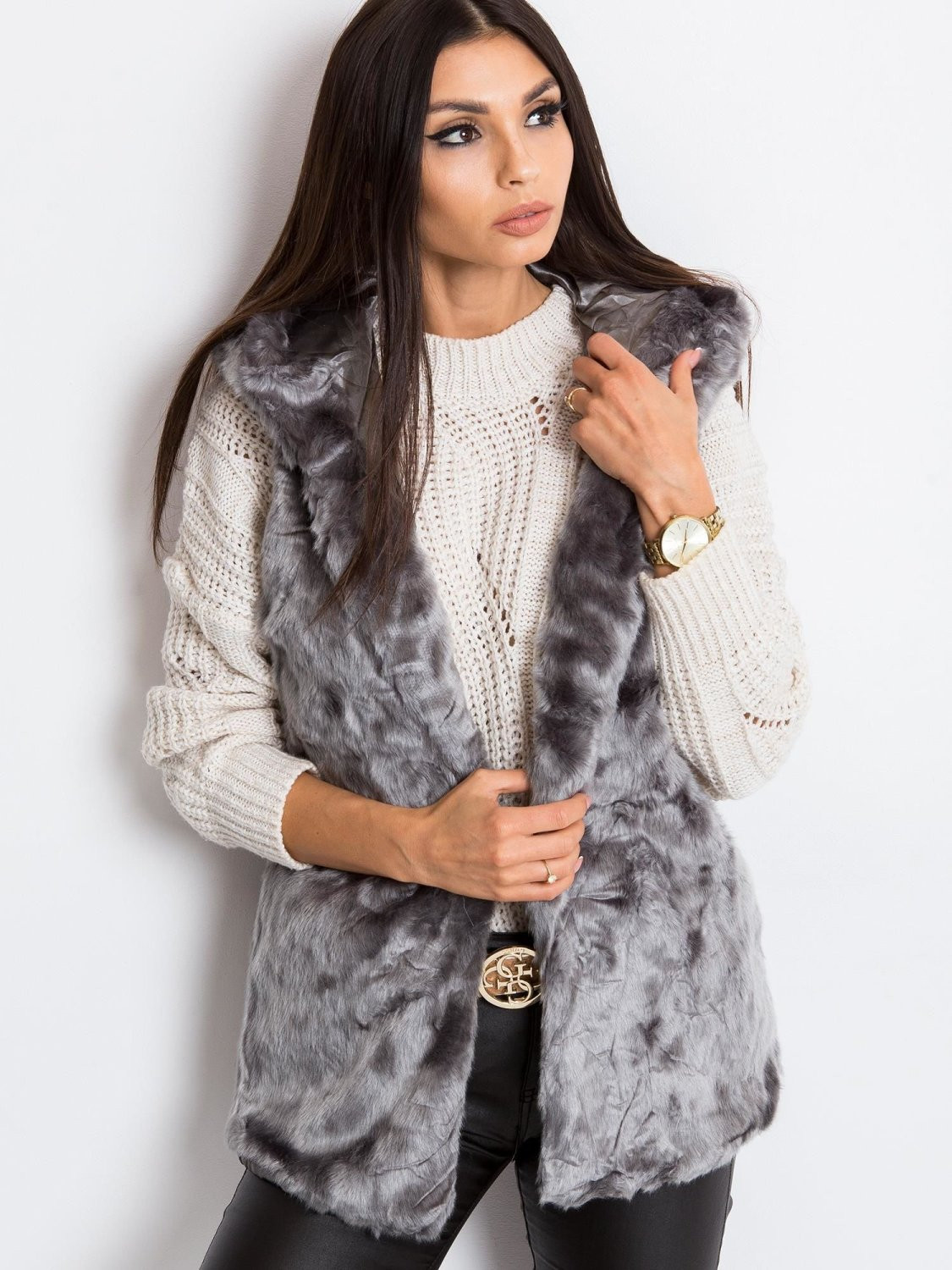 Sivá kožušinová vesta s kapucňou Fluffy - L/XL