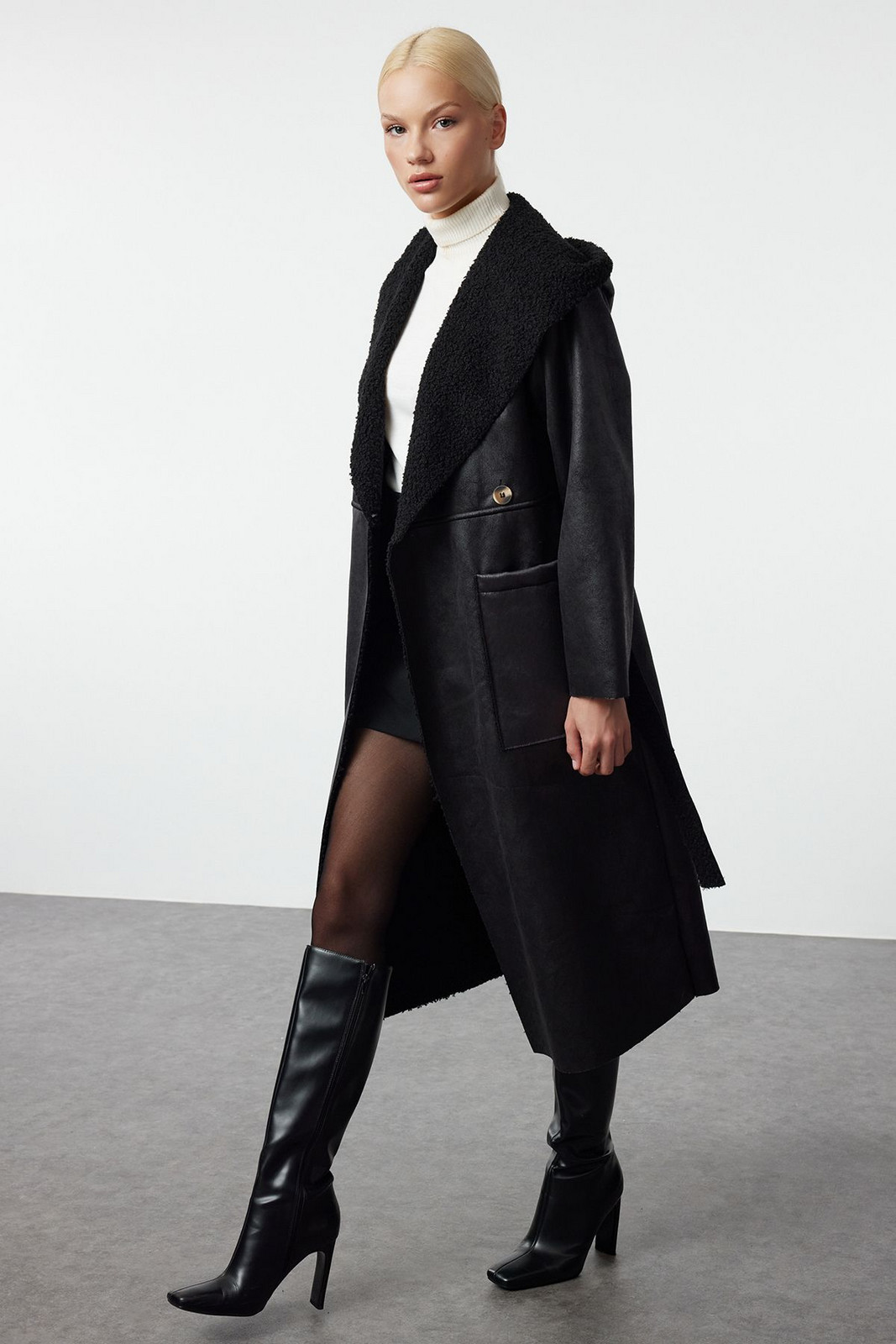 Trendyol Black Regular Coat