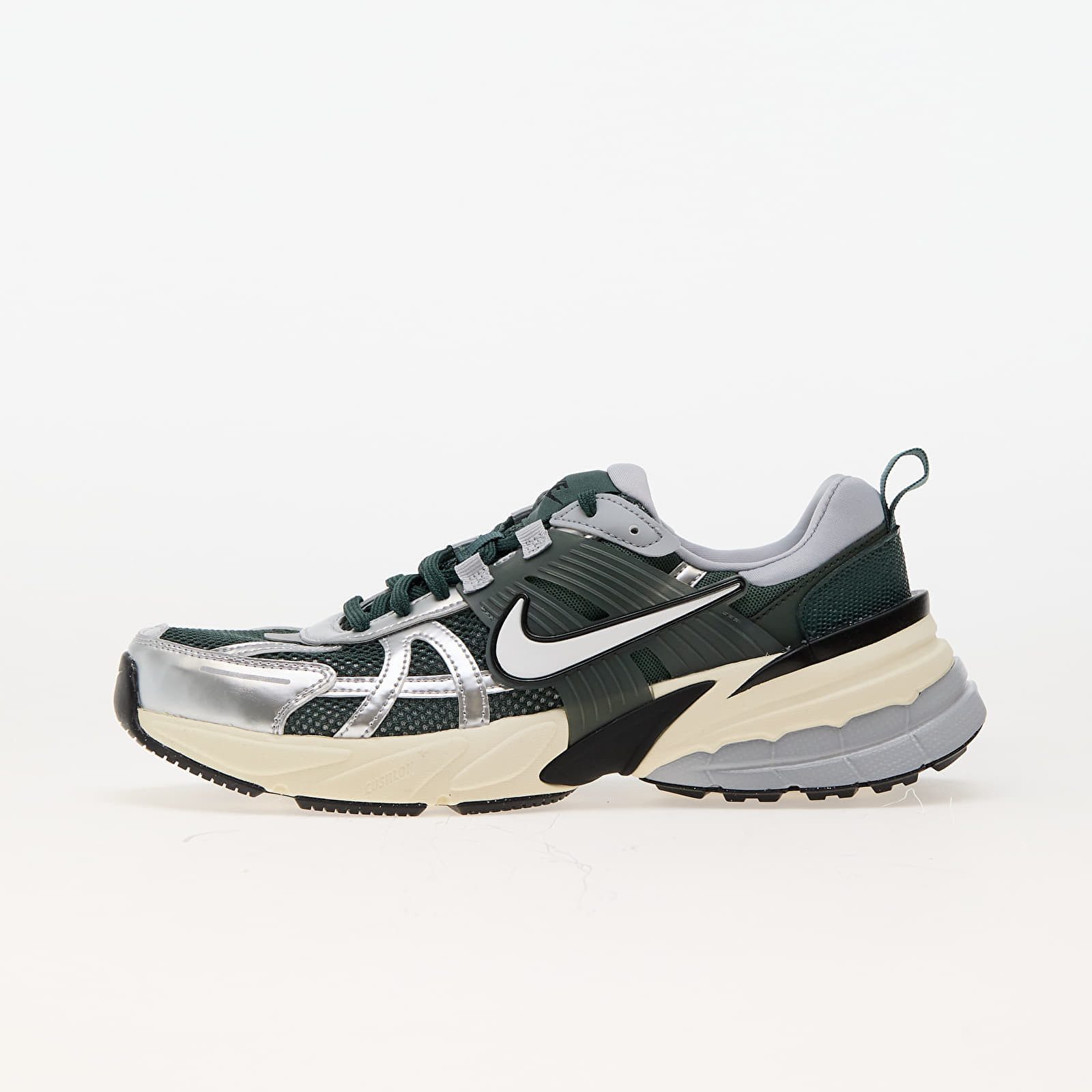 Tenisky Nike V2K Run Vintage Green/ Vintage Green EUR 43