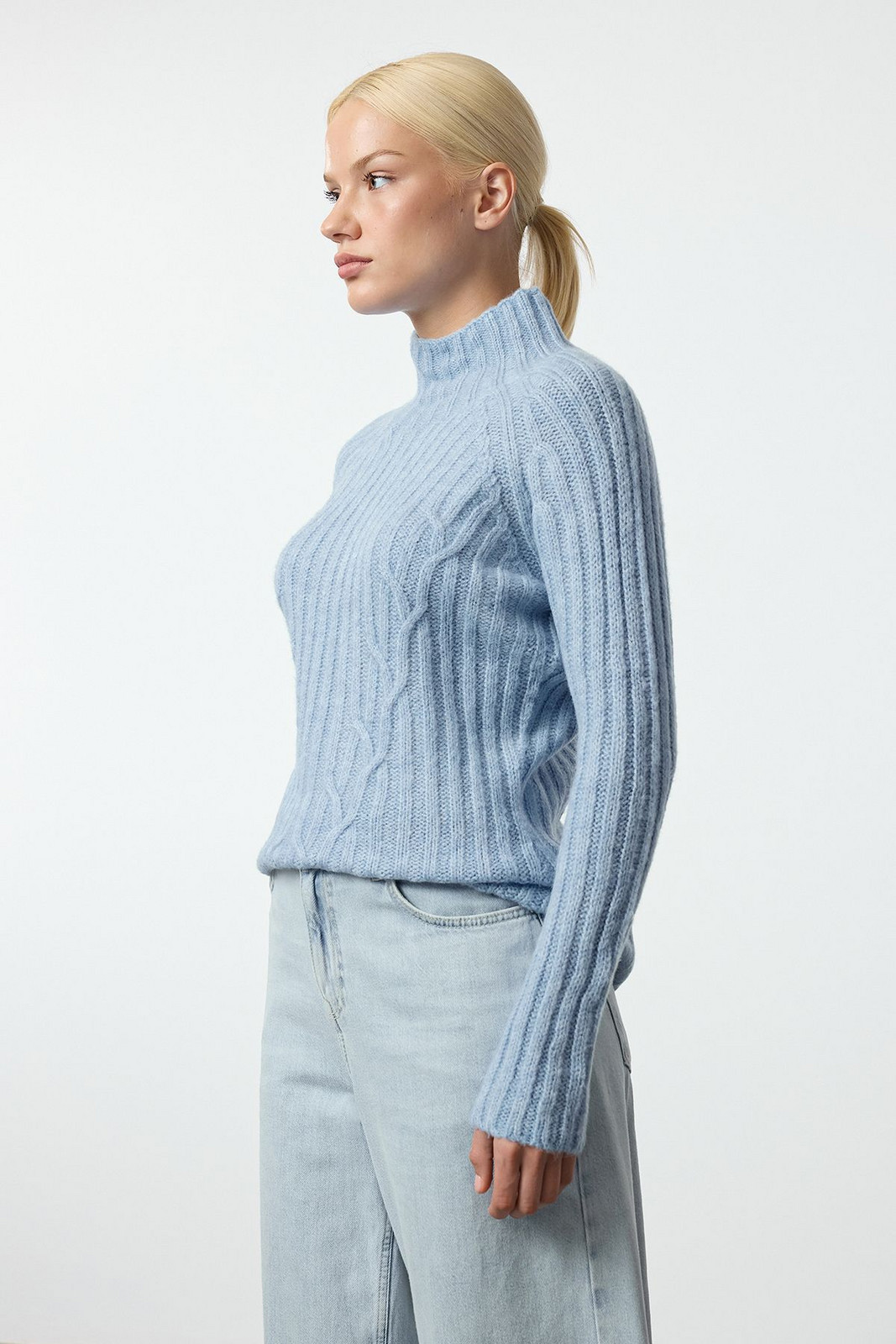 Trendyol Blue Soft Textured Knit Detailed Stand Collar Knitwear Sweater