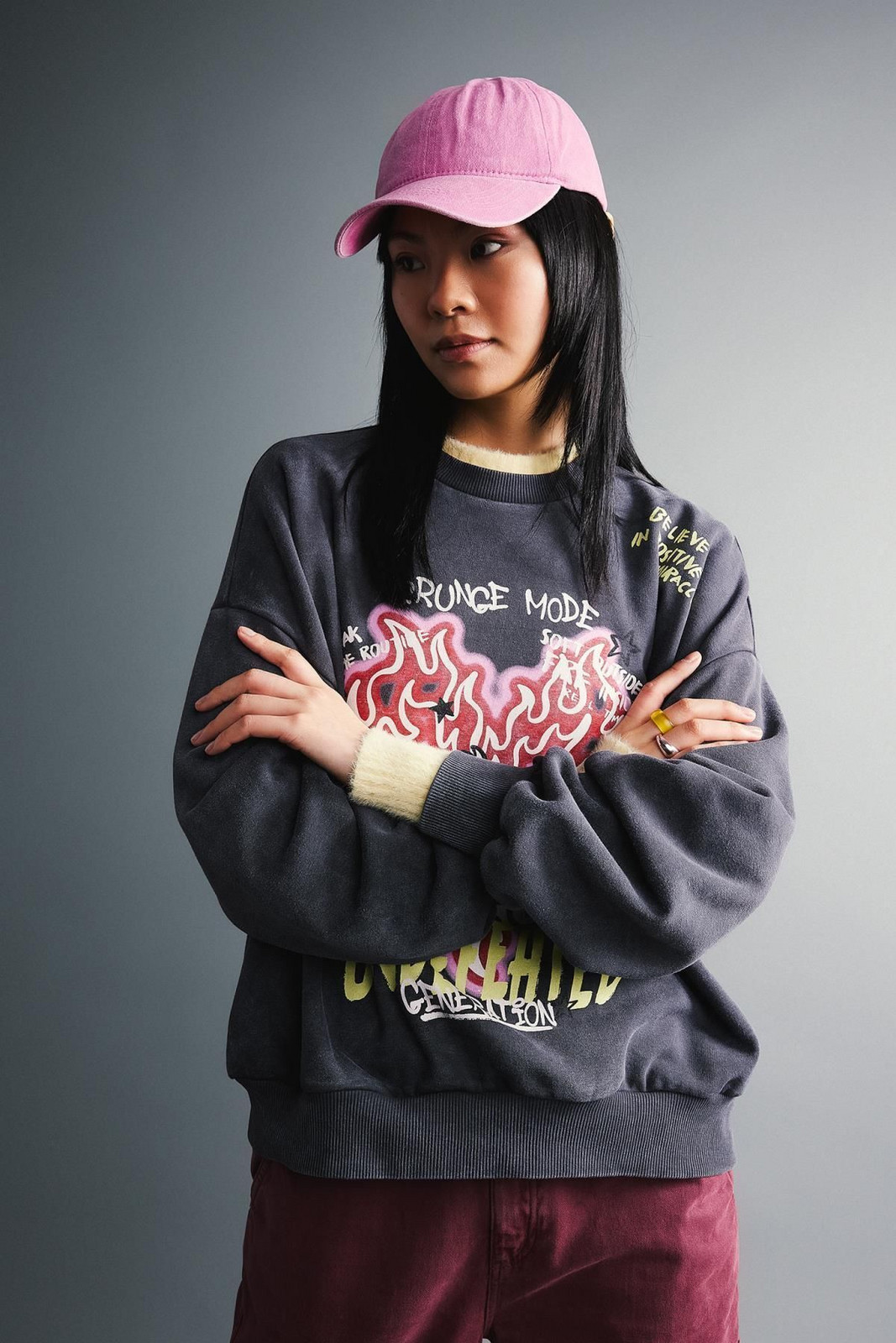 DEFACTO Cool Oversize Fit Printed Crew Neck Thick Washed Faded Effect Sweatshirt