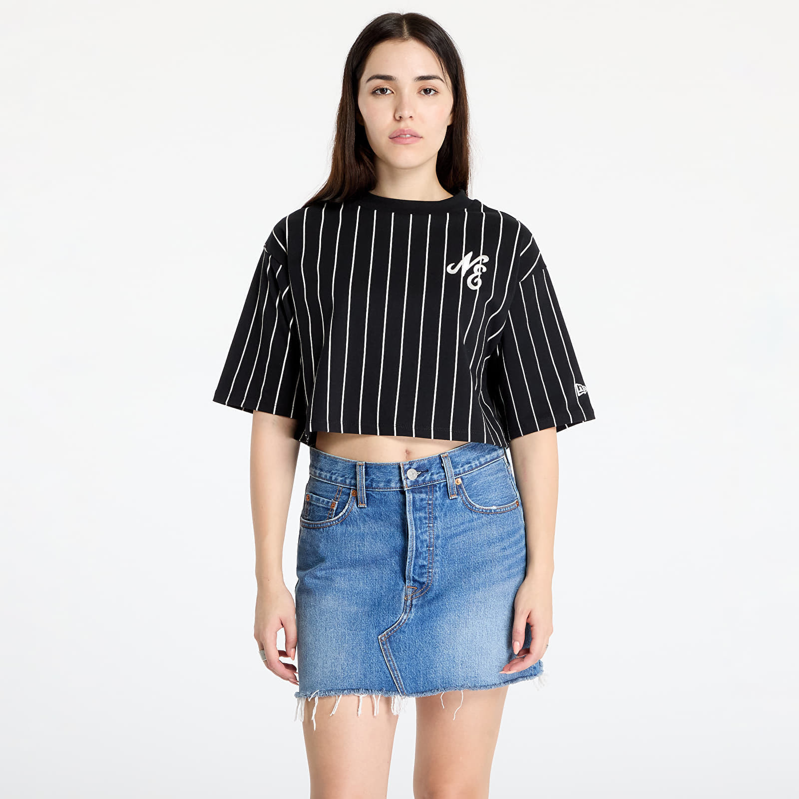 Tričko New Era Pinstripe Crop Tee Black/ Off White S