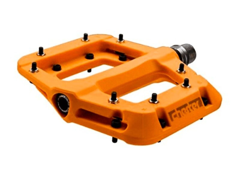 Race Face Chester orange pedals