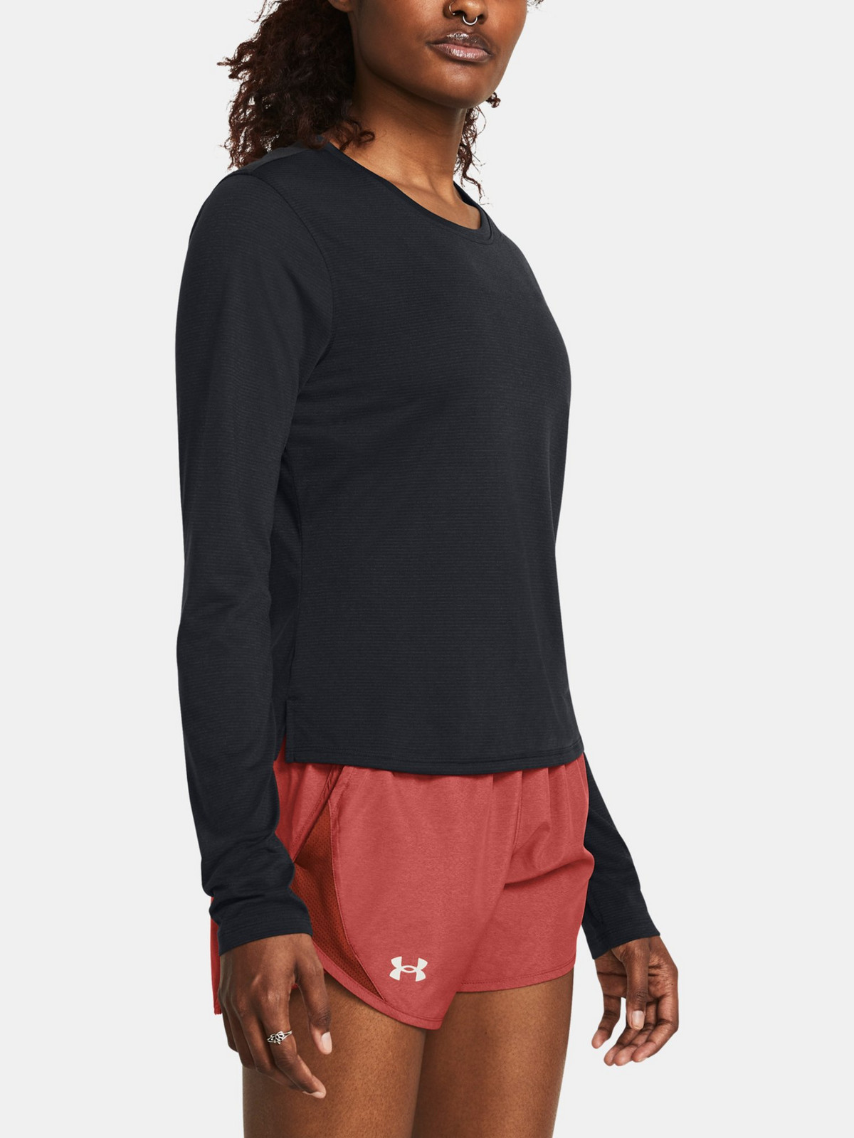 Under Armour Women's T-shirt UA Launch Longsleeve - Women's