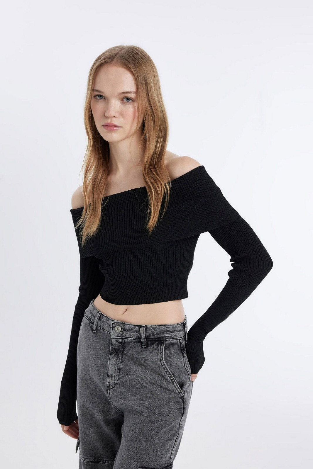DEFACTO Cool Slim Fit Open Shoulder Sweater
