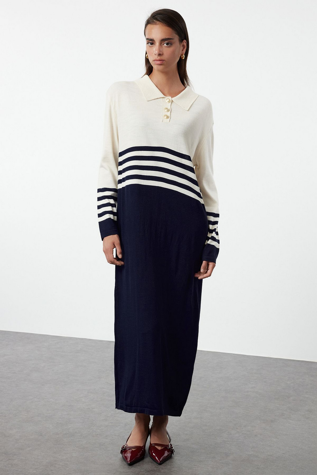 Trendyol Beige Navy Blue Color Block Knit Dress