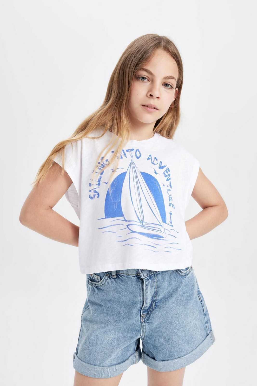 DEFACTO Girl's Crop Crew Neck Marine Printed Short Sleeve T-Shirt