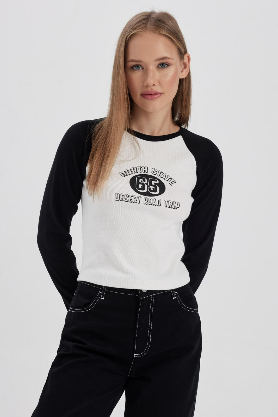 DEFACTO Coool Fitted Corduroy Long Sleeve T-Shirt