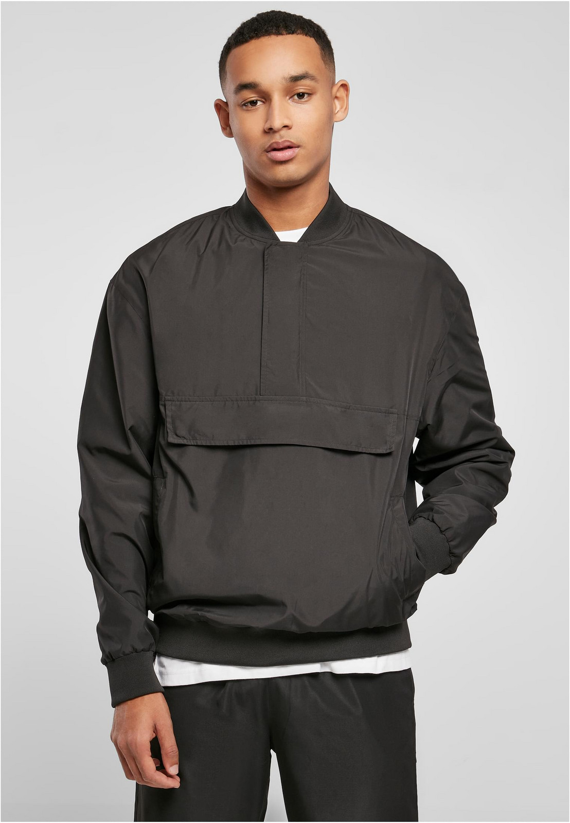 Pullover Bomber Jacket Black