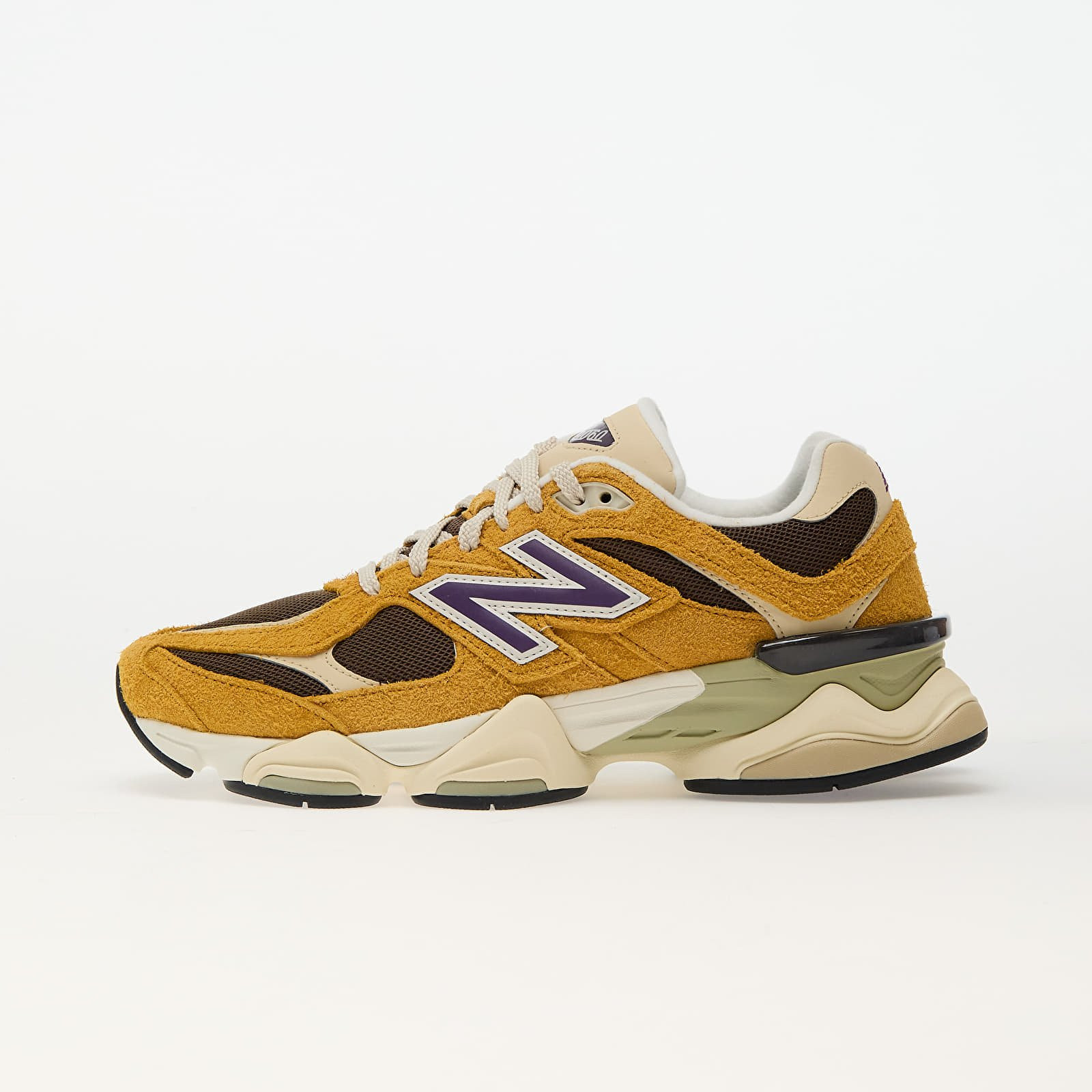Tenisky New Balance 9060 Butterscotch EUR 44