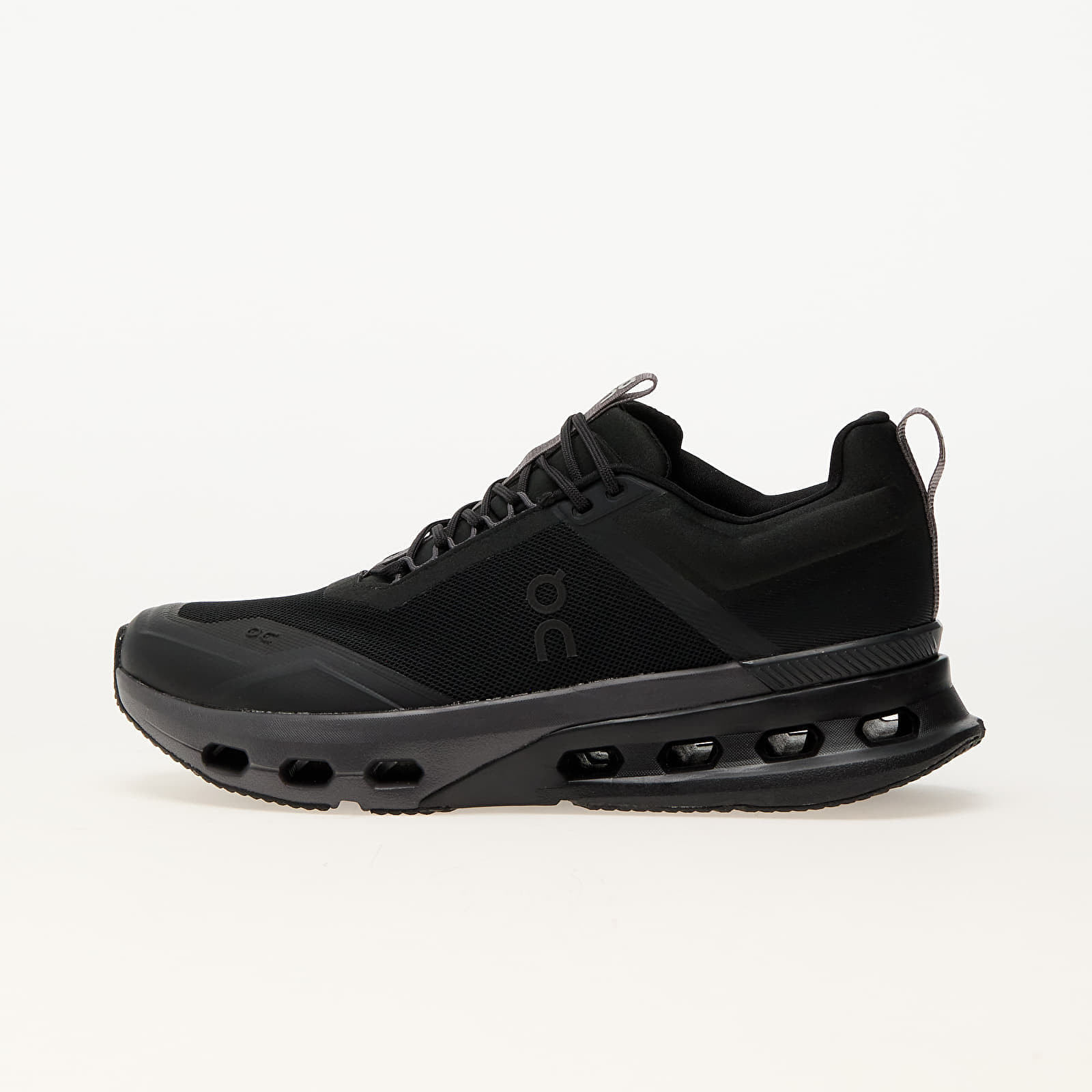 Tenisky On W Cloudnova X Black/ Eclipse EUR 38