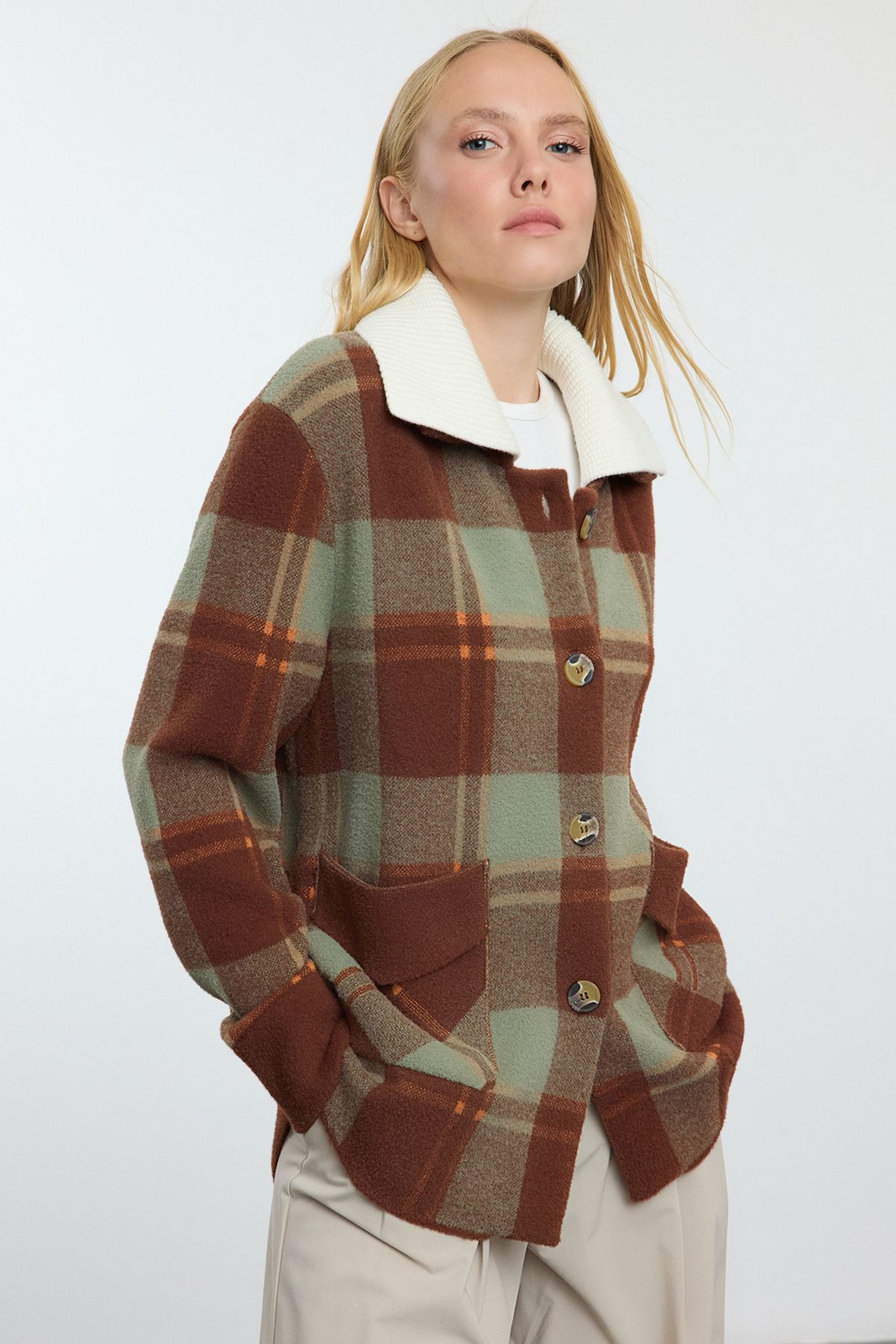 Trendyol Brown Premium Quality Plaid Jacket/Coat Look Knitwear Cardigan