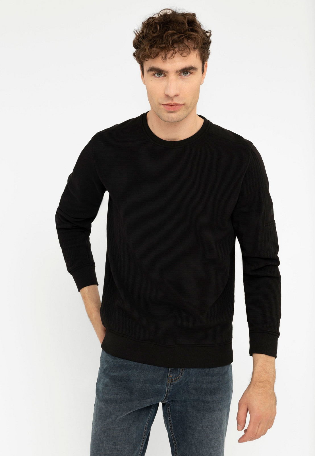 Volcano Man's Sweatshirt B-Scout