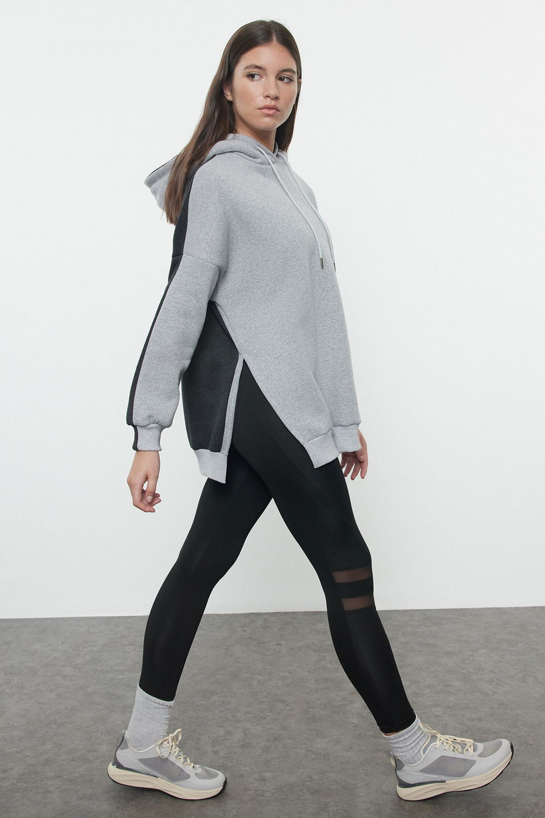 Trendyol Anthracite Color Block Wide Fit Fleece Knitted Sports Sweatshirt