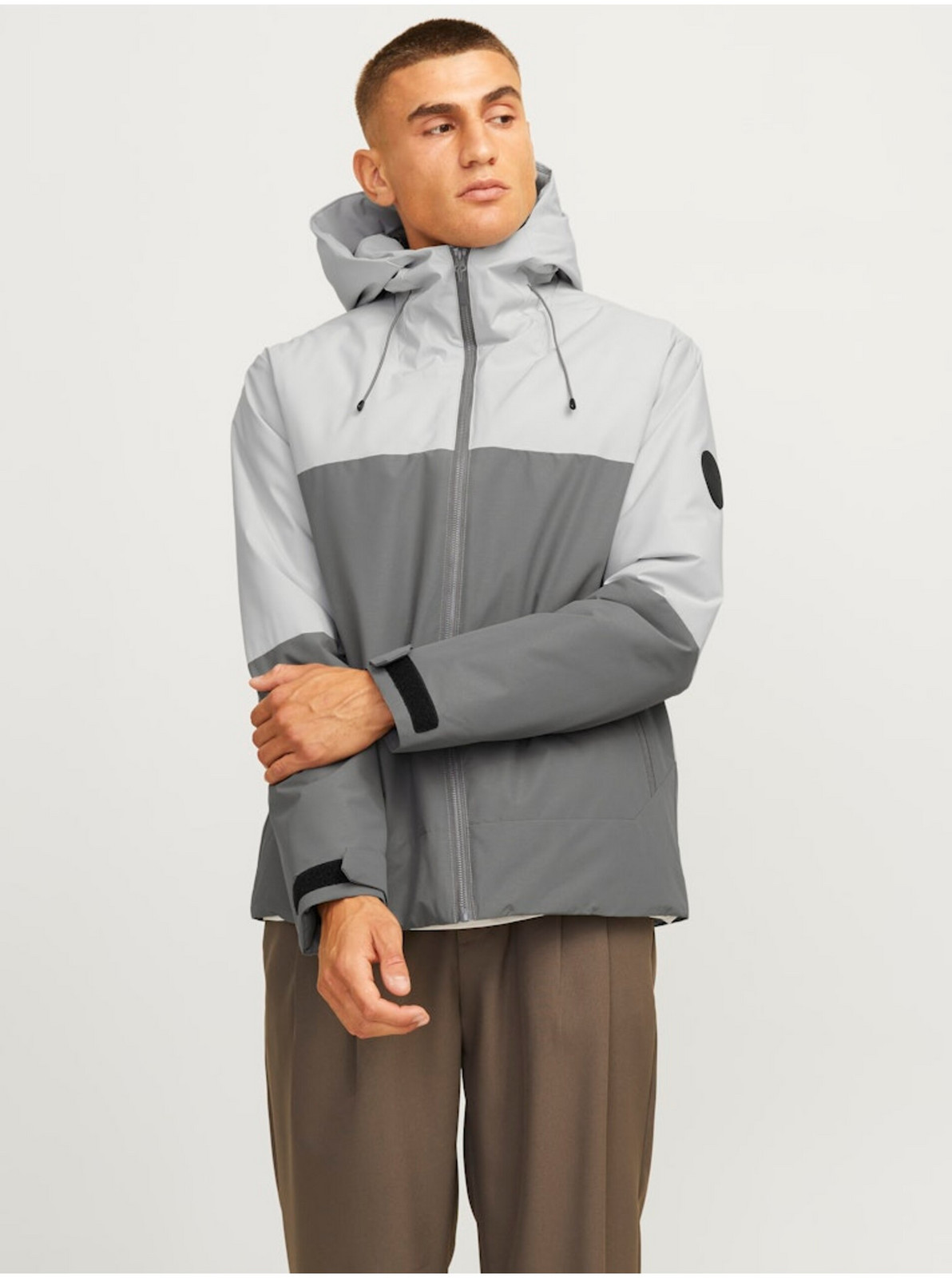 Šedá pánska ľahká bunda Jack & Jones Aiden