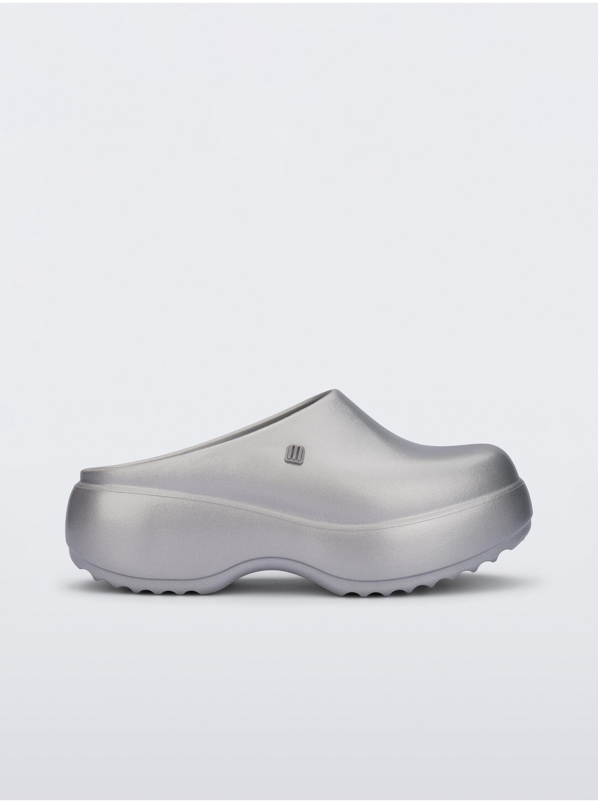 Dámske šľapky v striebornej farbe Melissa Free Clog Platform