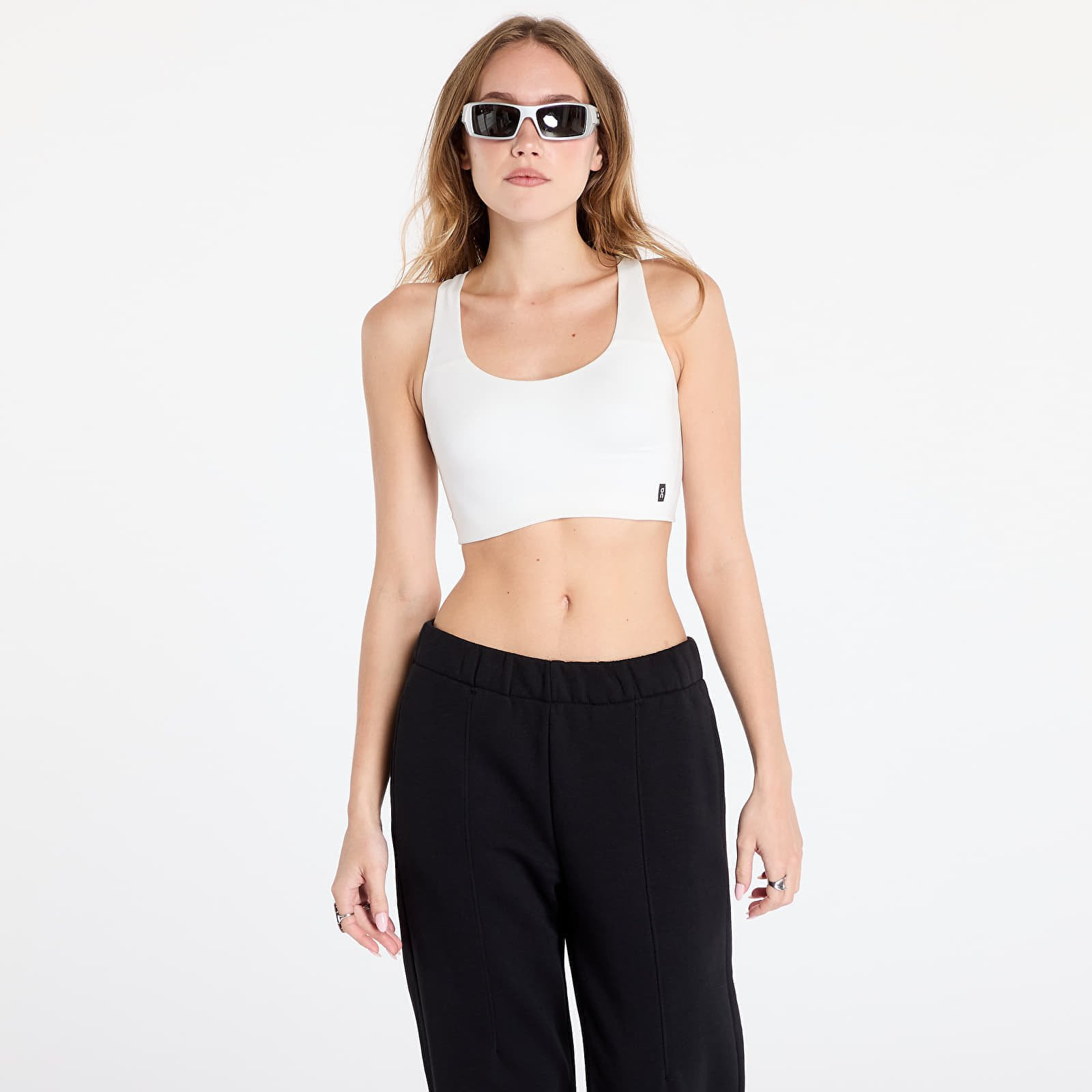 On Active Bra Undyed White M D-DD