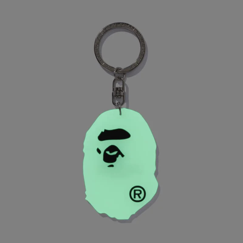 A BATHING APE Glow In The Dark Ape Head Key Chain Green Universal