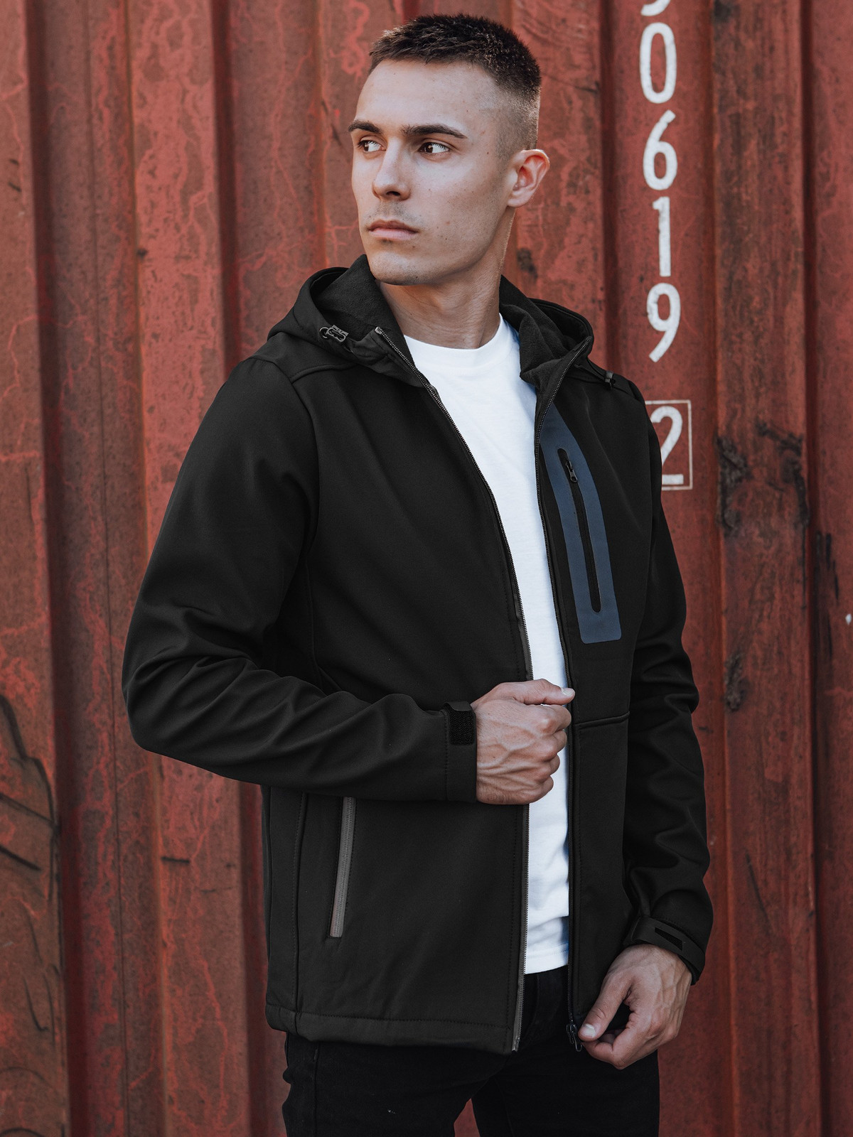 Men's transitional softshell jacket with hood black Dstreet