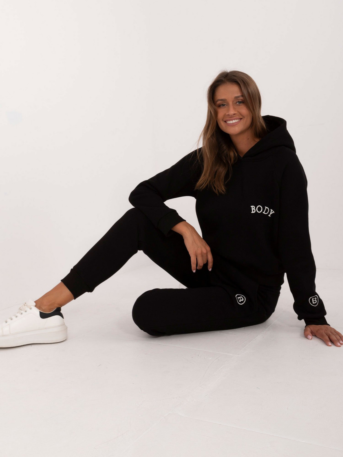 Black insulated tracksuit