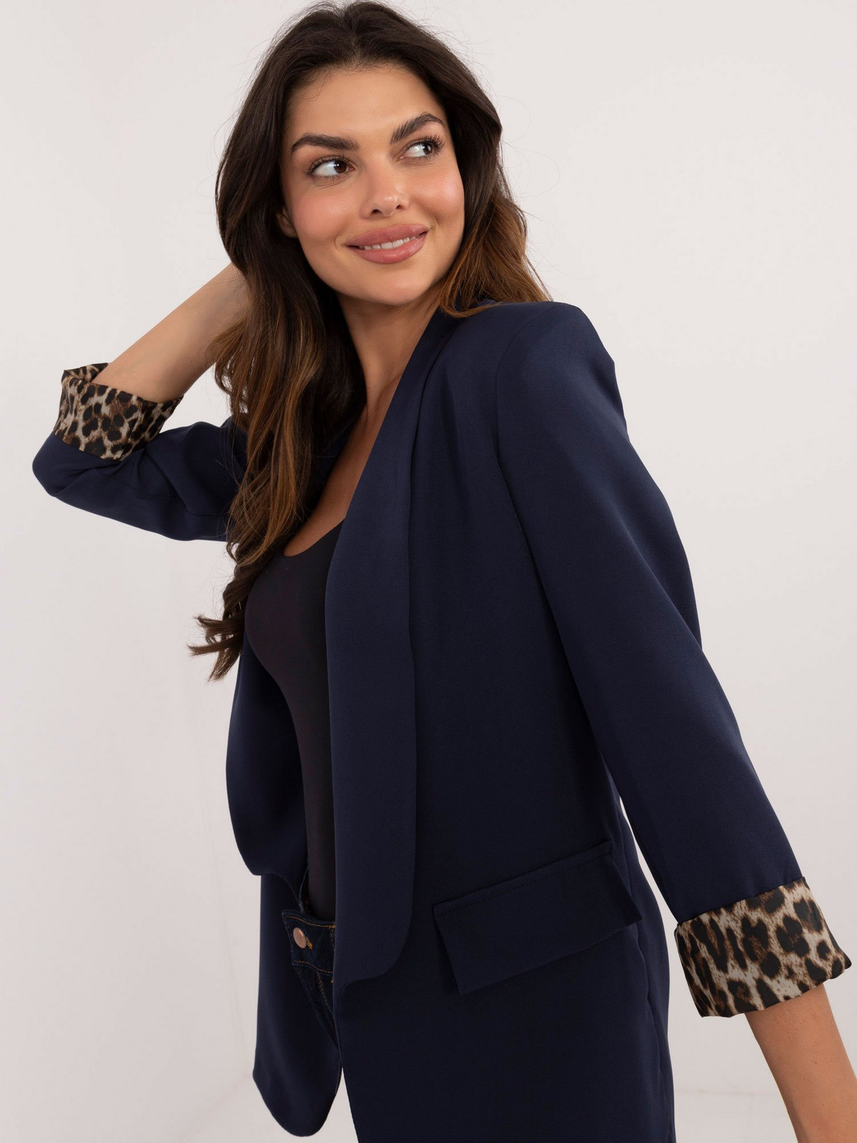 Navy blue blazer with lining
