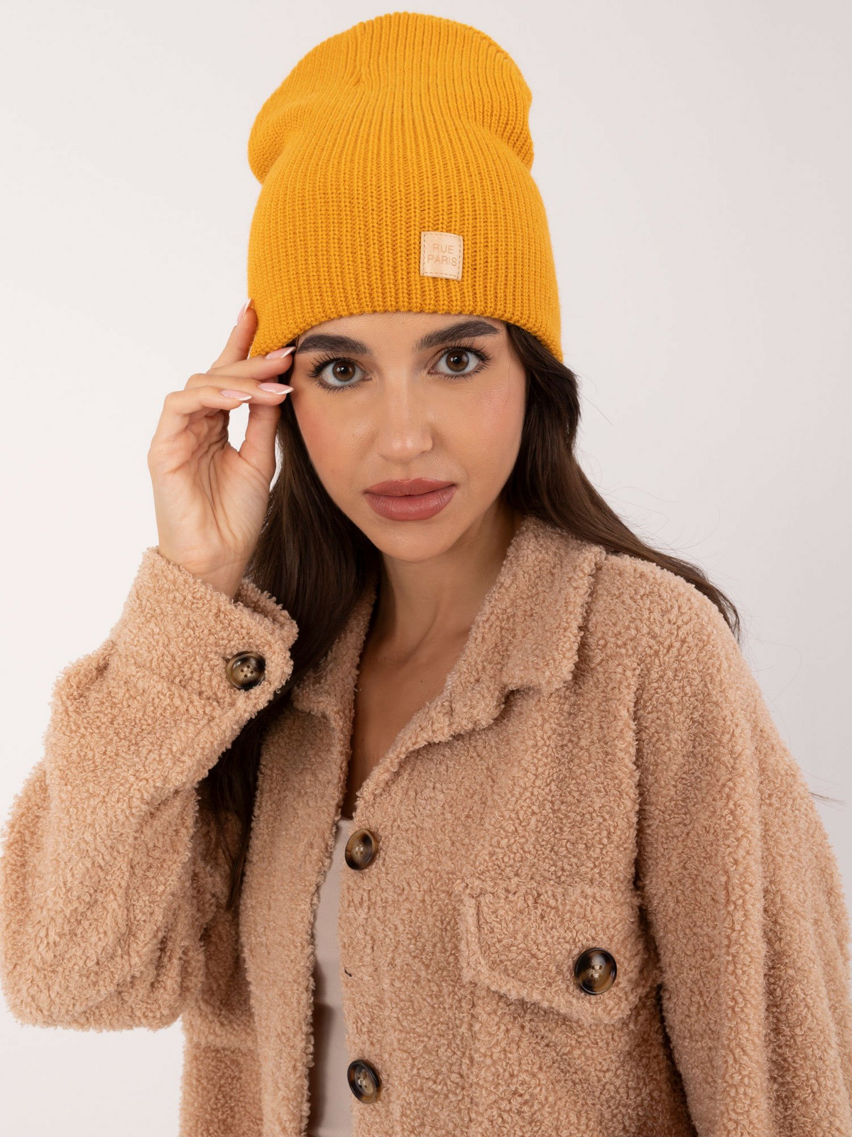 Dark yellow knitted hat RUE PARIS