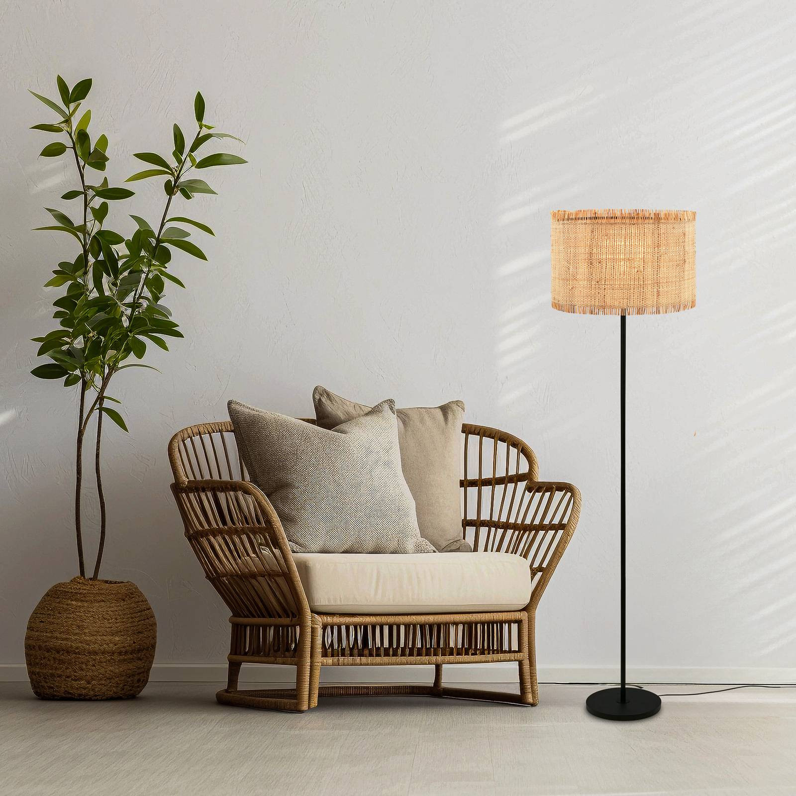 Stojacia lampa Borra, prírodná farba, kov, slama, E27