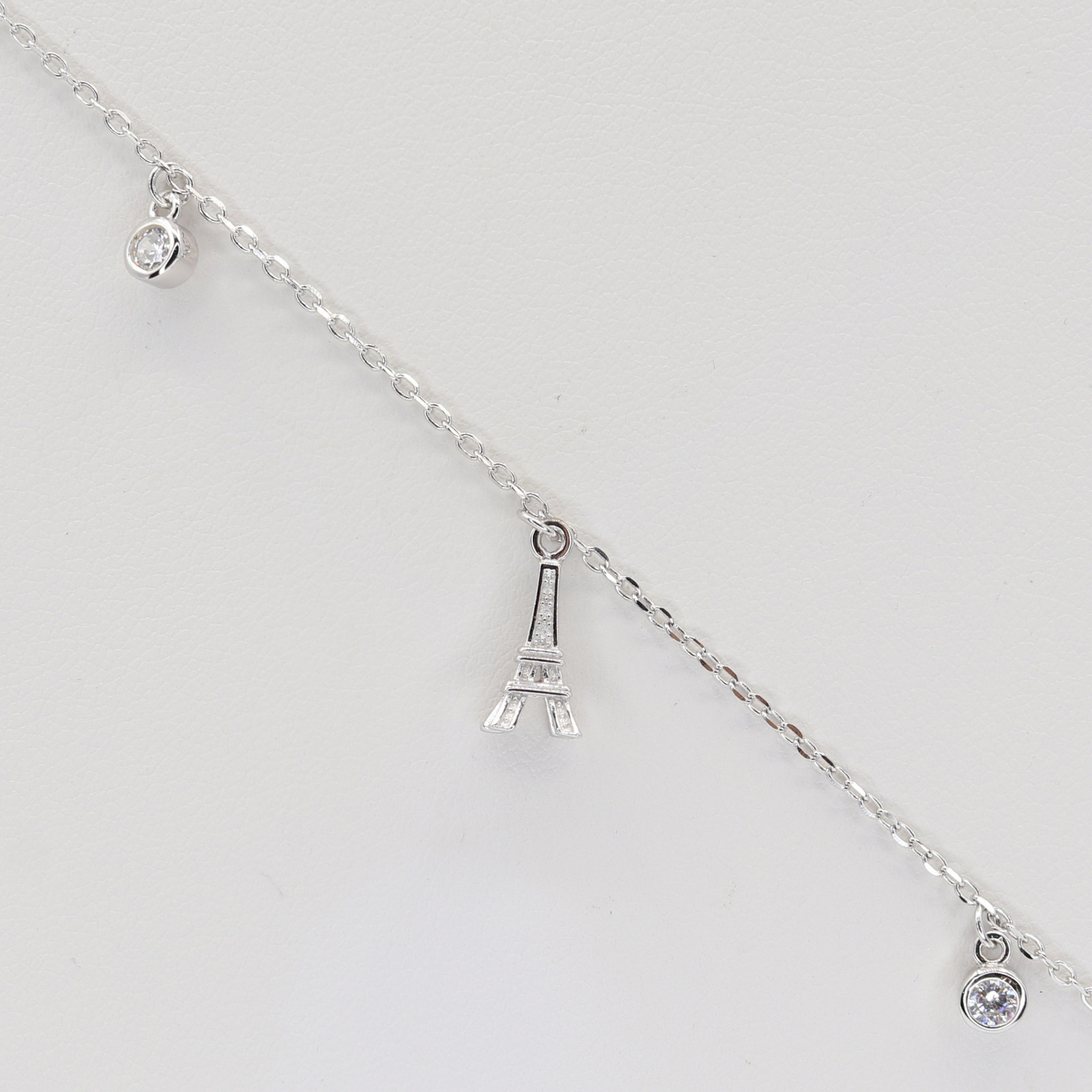 Strieborný náramok 110817