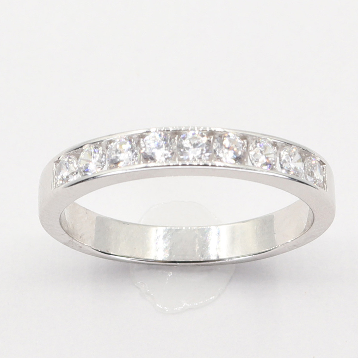 Strieborný prsteň 110821