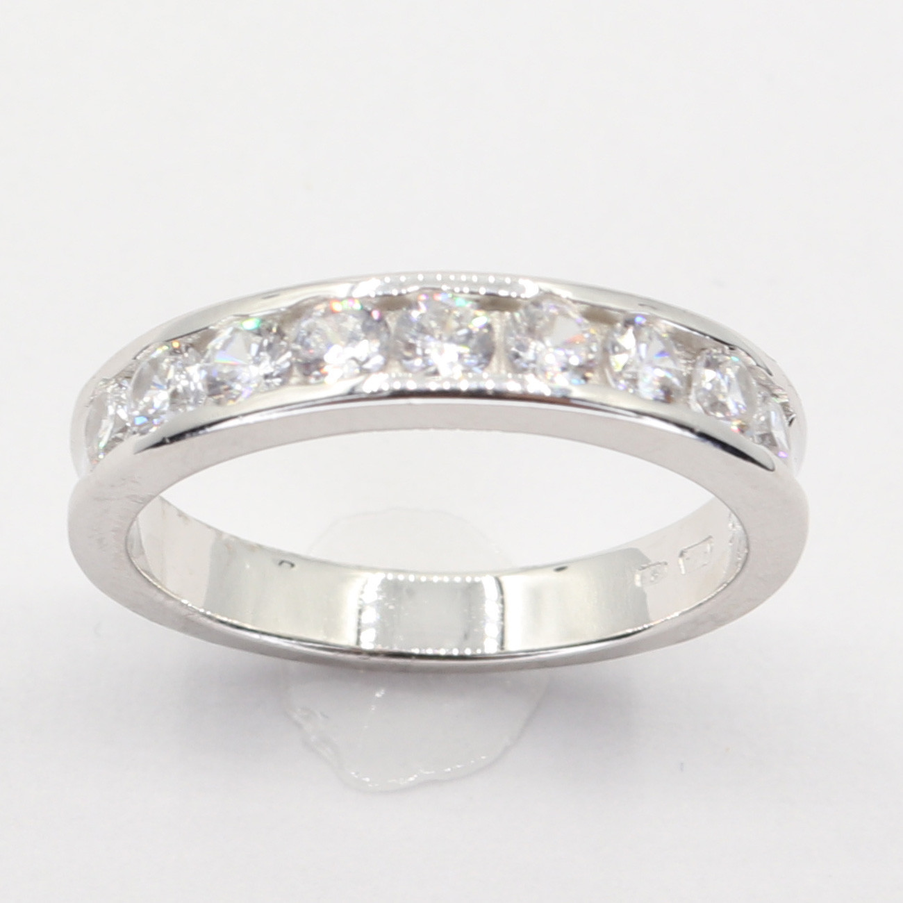 Strieborný prsteň 110838