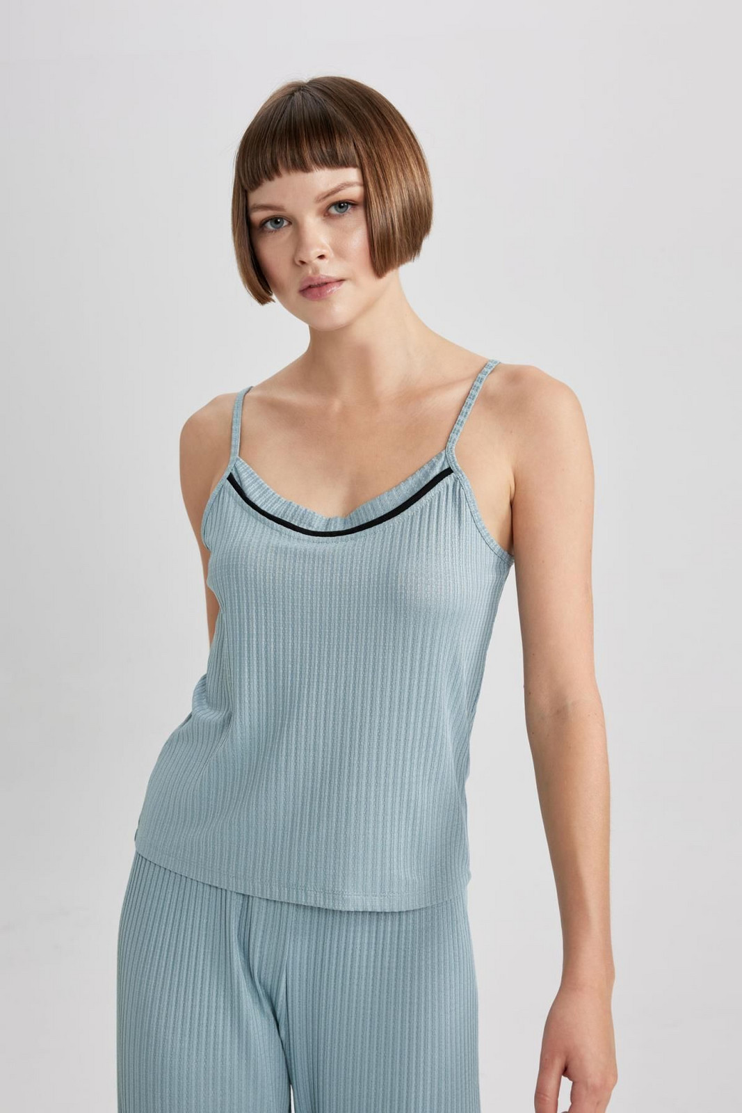 DEFACTO Fall in Love Regular Fit Casual Top