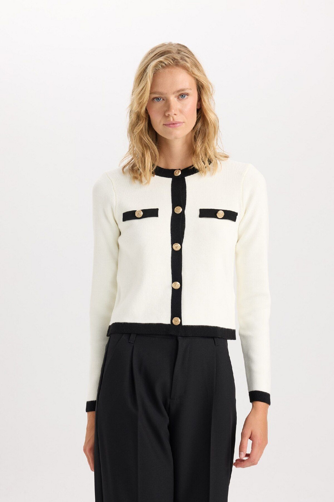 DEFACTO Regular Fit Crew Neck Basic Plain Button Closure Knitwear Cardigan