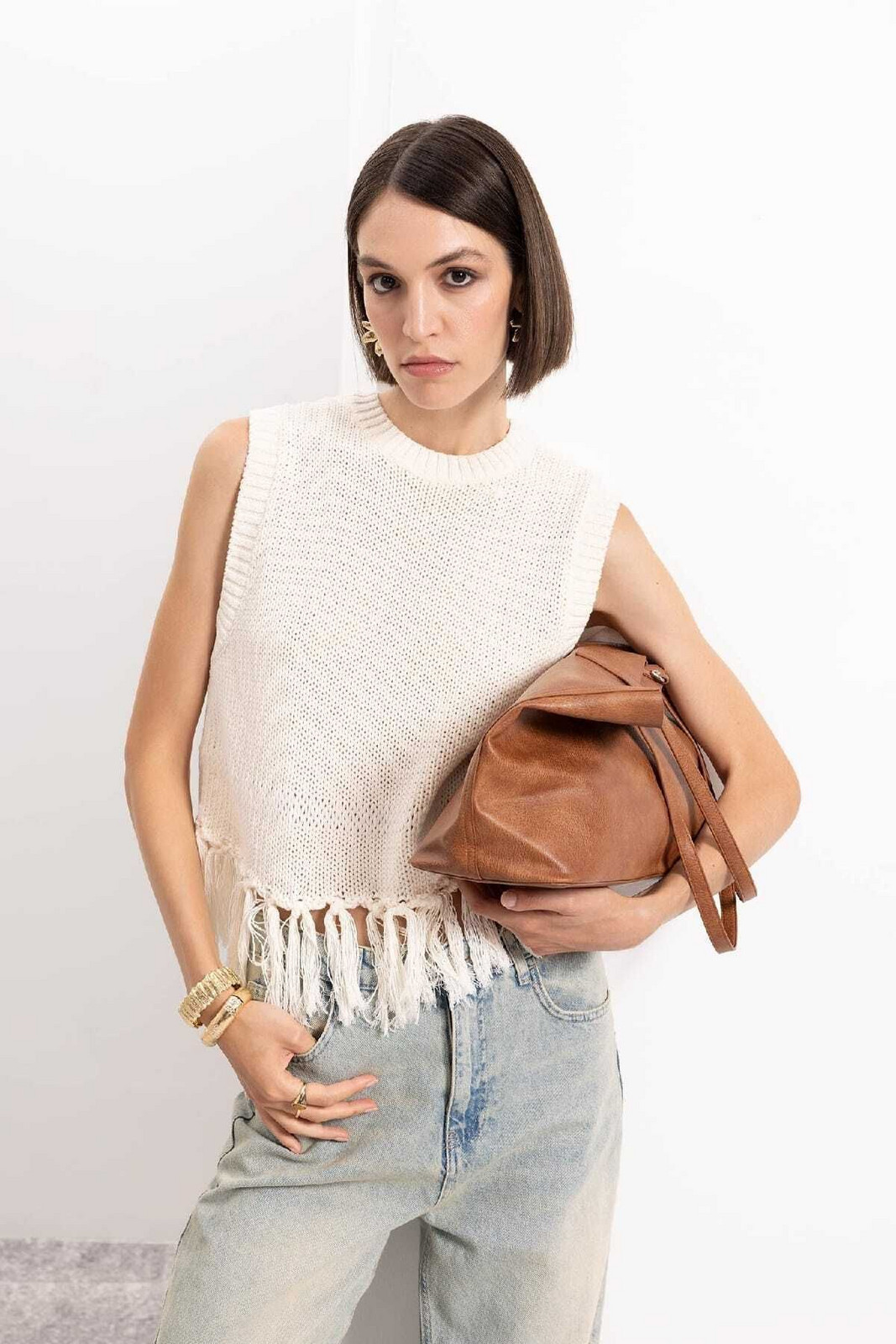 DEFACTO Coool Crew Neck Basic Plain Tassel Knit Vest