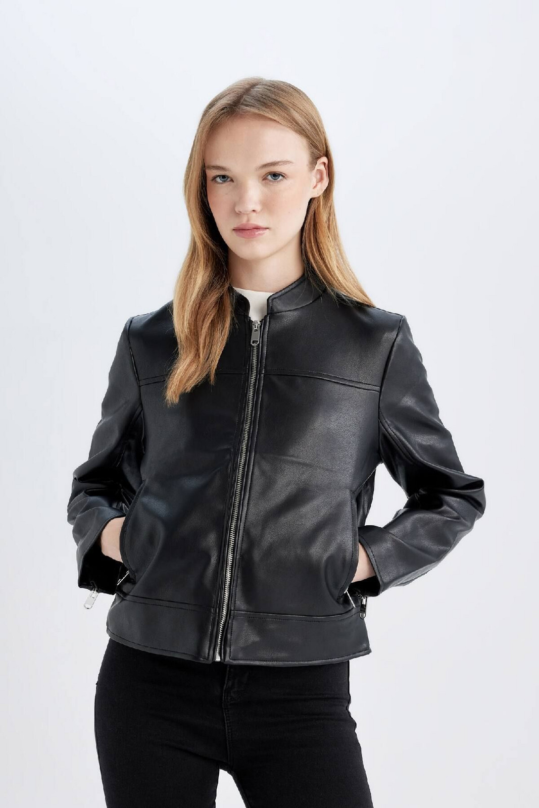 DEFACTO Regular Fit Zipper Closure Pocket Black Faux Leather Jacket