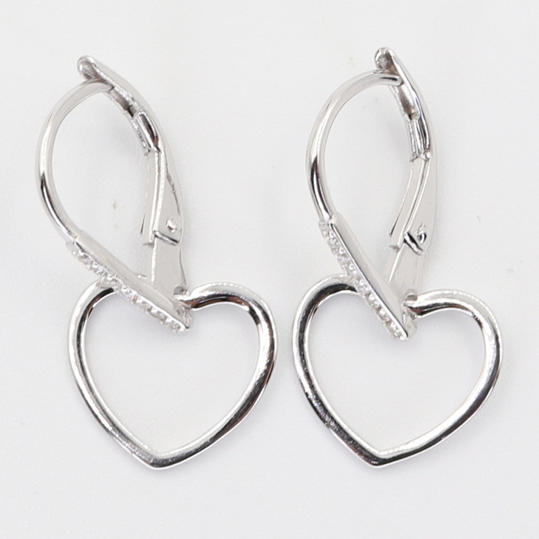 Strieborné náušnice 111143