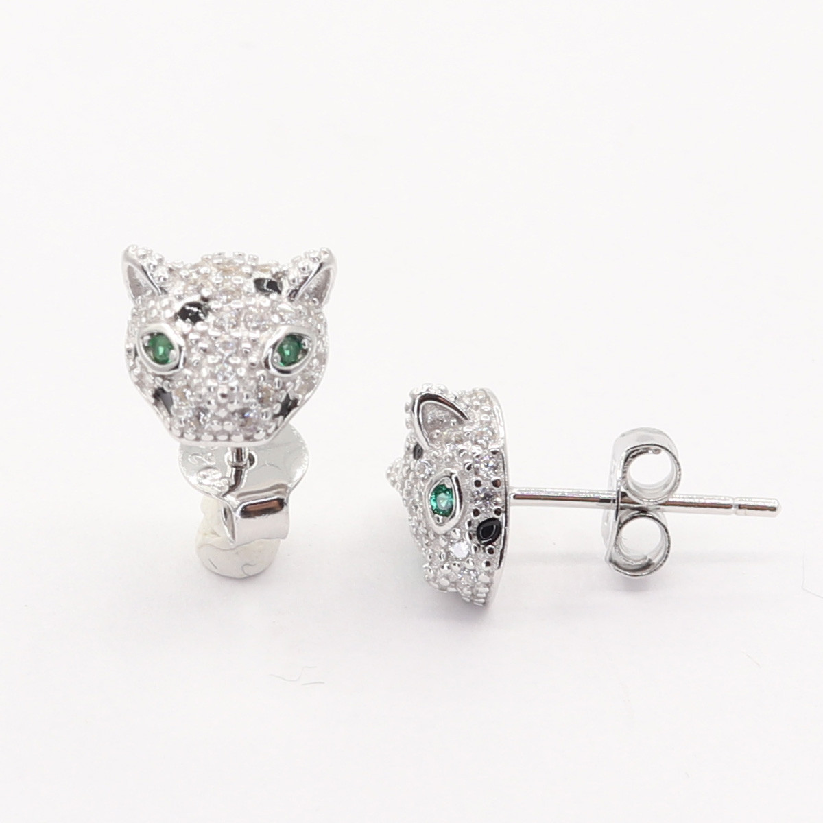 Strieborné náušnice 111150