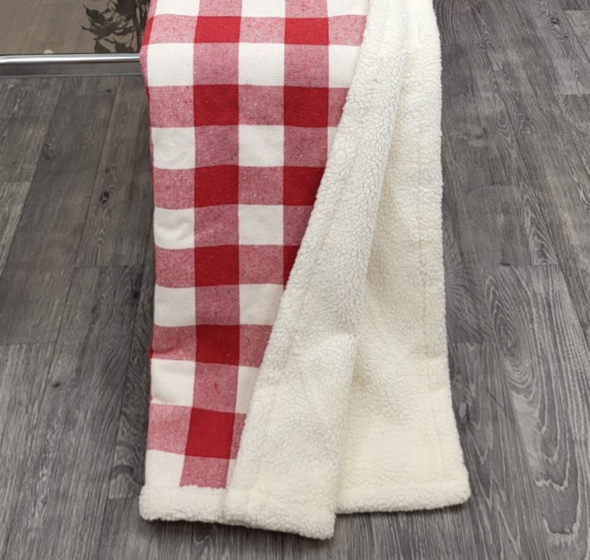 Deka baránok, Škandinávske káro, červená, 150 x 200 cm