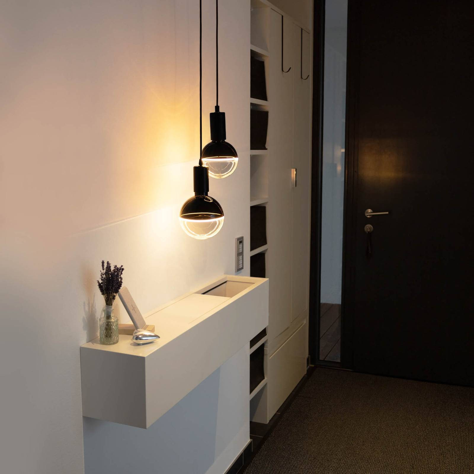 SEGULA LED-Globe Illusion E27 G125 číra/čierna 5W 1900K dim