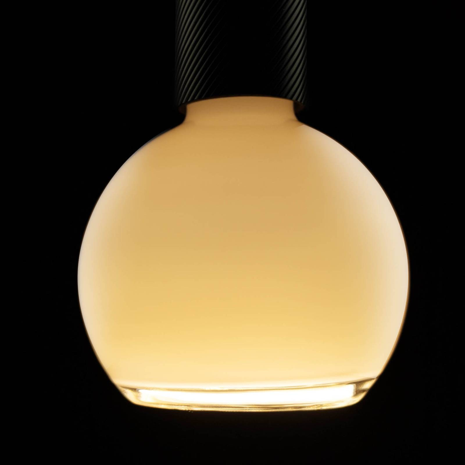 SEGULA LED žiarovka plávajúca, E27, biela G125 5 W 922 dim