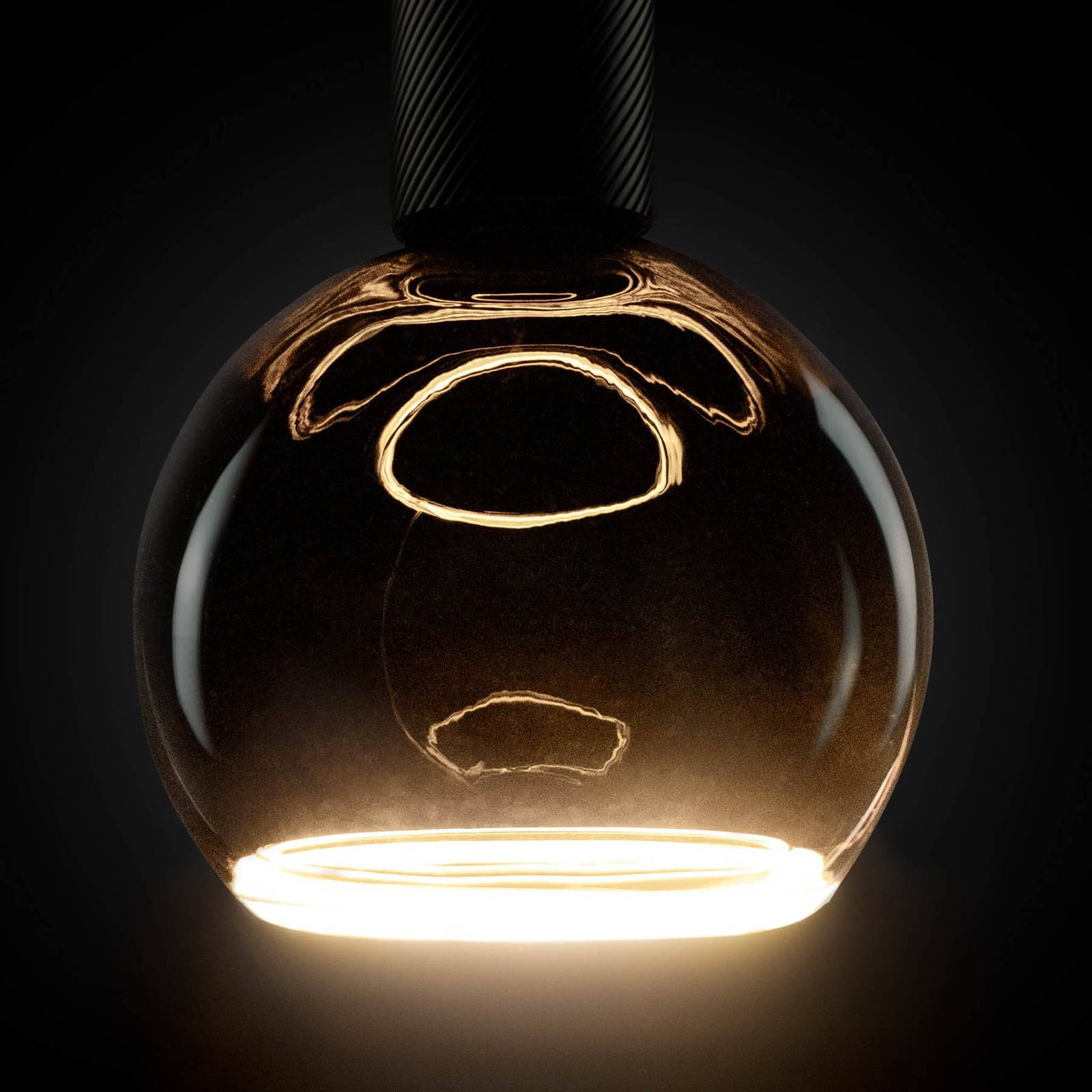 SEGULA LED žiarovka plávajúca, E27 čierna G150 4 W 922 dim
