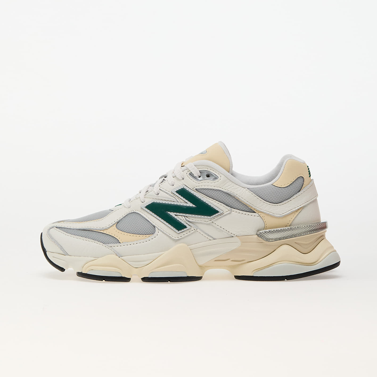 Tenisky New Balance 9060 Sea Salt EUR 37.5