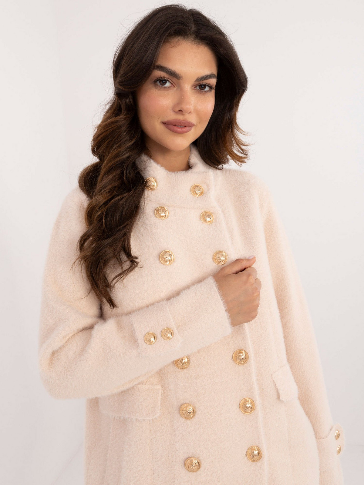 Ecru double-breasted alpaca coat with pockets