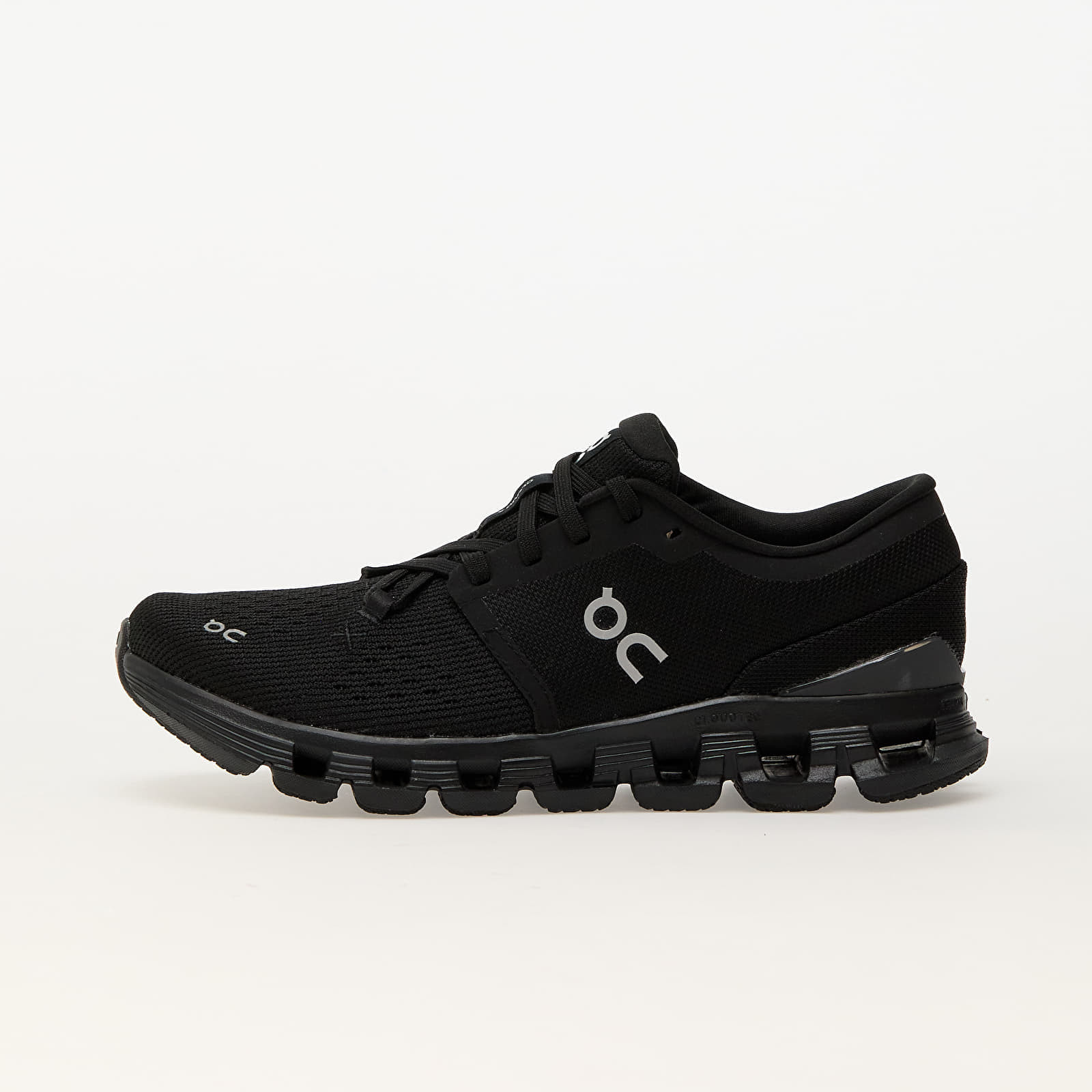 Tenisky On W Cloud X 4 Black/ Eclipse EUR 40