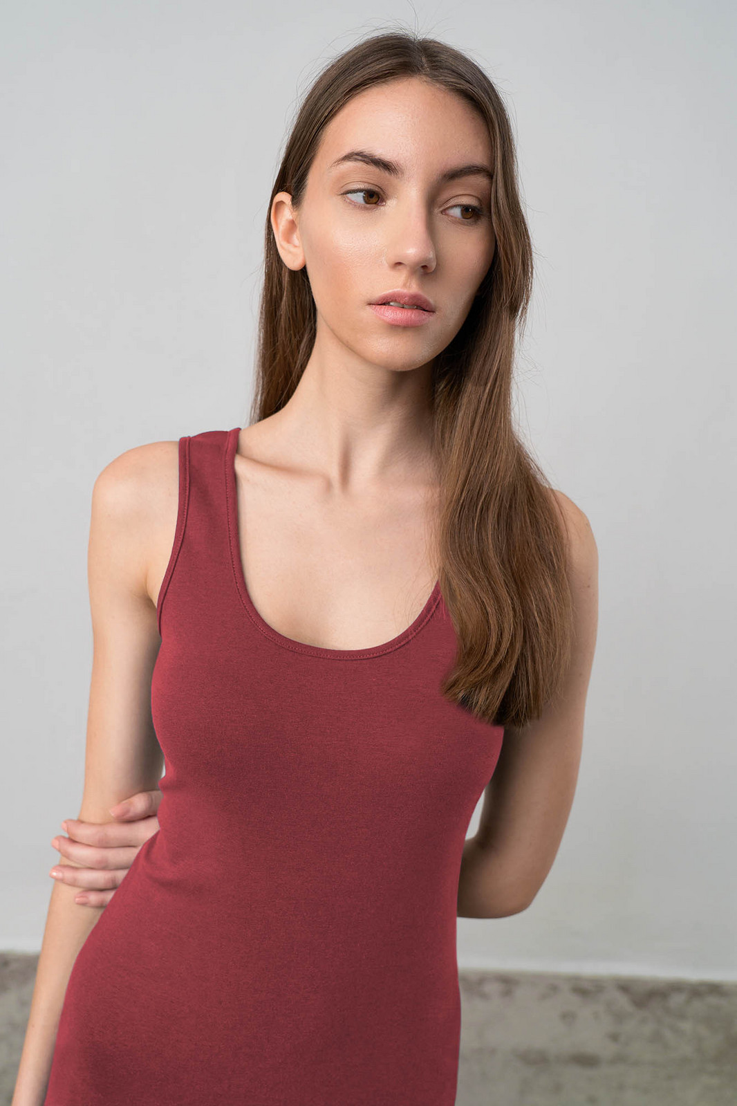 Vamp - Jednoduché šaty bez rukávov 70030 - Vamp red rumba M