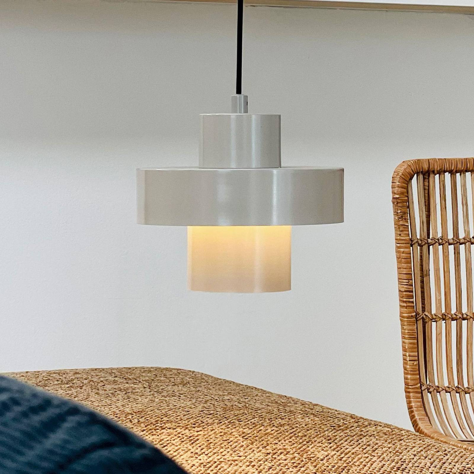 Dyberg Larsen závesná lampa Stoke, sivá, Ø 20 cm, kov